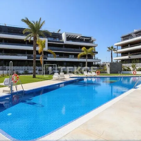 Tekce Lagoons Village 28 טורבייחה